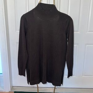 Conspiracy open back collar sweater